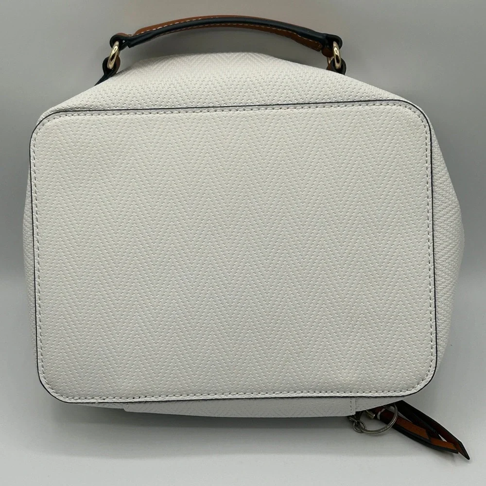 Estee Lauder White Textured Cosmetic Toiletry Travel Case Bag Handle Zip Around